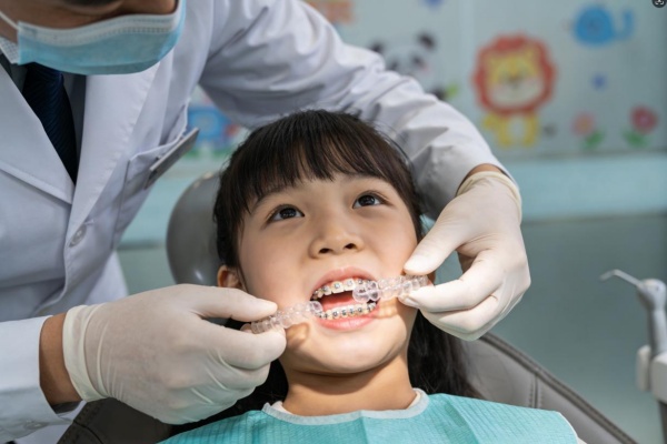 地包天矫正最佳年龄和费用，家长和孩子要知道