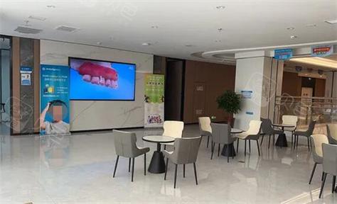 晋中莱顿种植牙多少钱一颗？国产植体价格优势分析