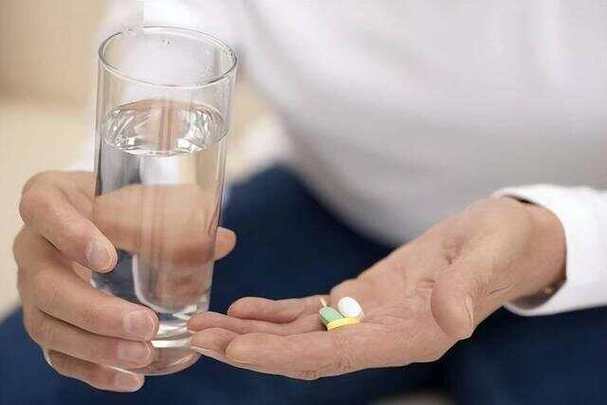 牙疼吃药发现怀孕_怀孕期牙痛能吃药吗_怀孕期间吃牙疼药