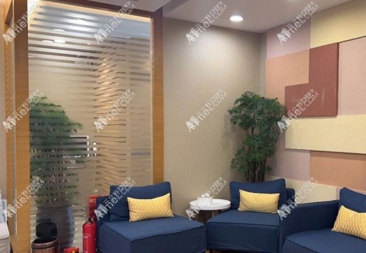 深圳最厉害的隐适美医生_深圳宝安隐适美正品认证医院_深圳隐适美矫正大概多少钱